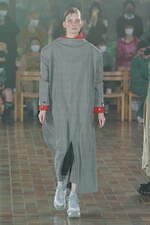 ミキオサカベ 2022年春夏コレクション - マクロな視点で表現する“ミニマリズム”｜写真25