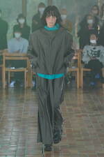 ミキオサカベ 2022年春夏コレクション - マクロな視点で表現する“ミニマリズム”｜写真36