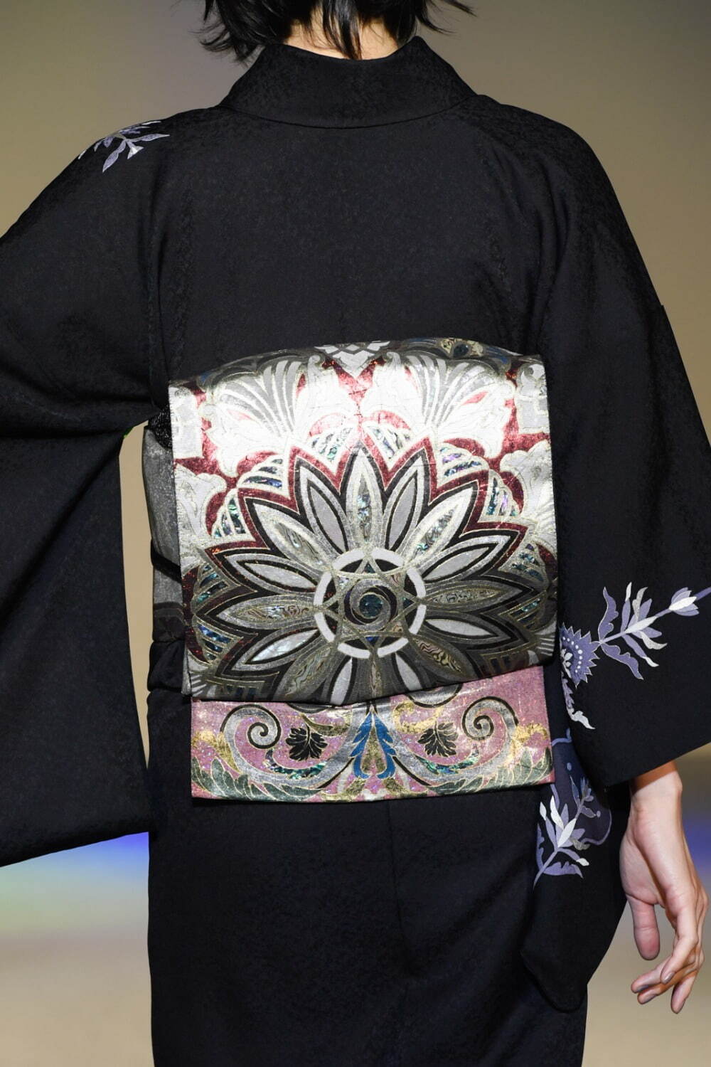 綺萌野 青野工房 2021-22年秋冬<span>コレクション</span> - 写真12