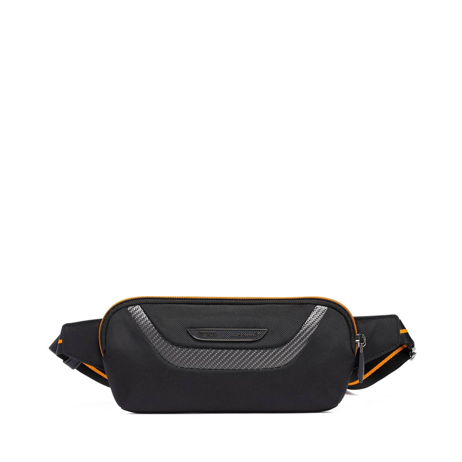 トゥミ×マクラーレン“スーパーカー”着想バッグ、USB充電ポート付きリュックやショルダーバッグ｜写真7