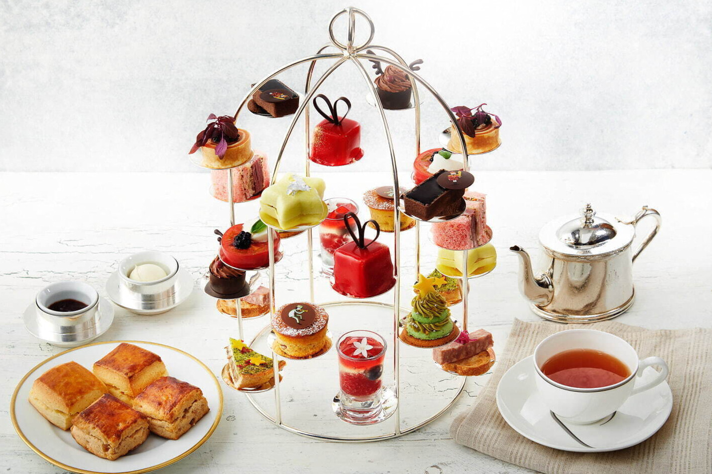 クリスマスアフタヌーンティー2021年＜全国版＞東京・大阪の人気ホテル＆カフェで味わう冬スイーツ