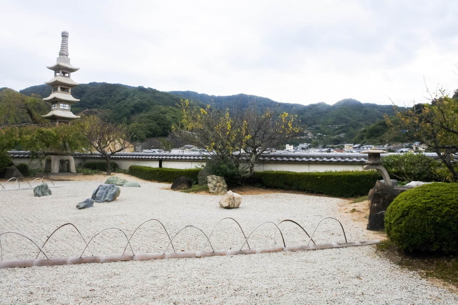 広島 瀬戸内の島巡り観光、旅行者に人気の“うさぎの楽園”大久野島やアートな生口島などモデルコース｜写真25