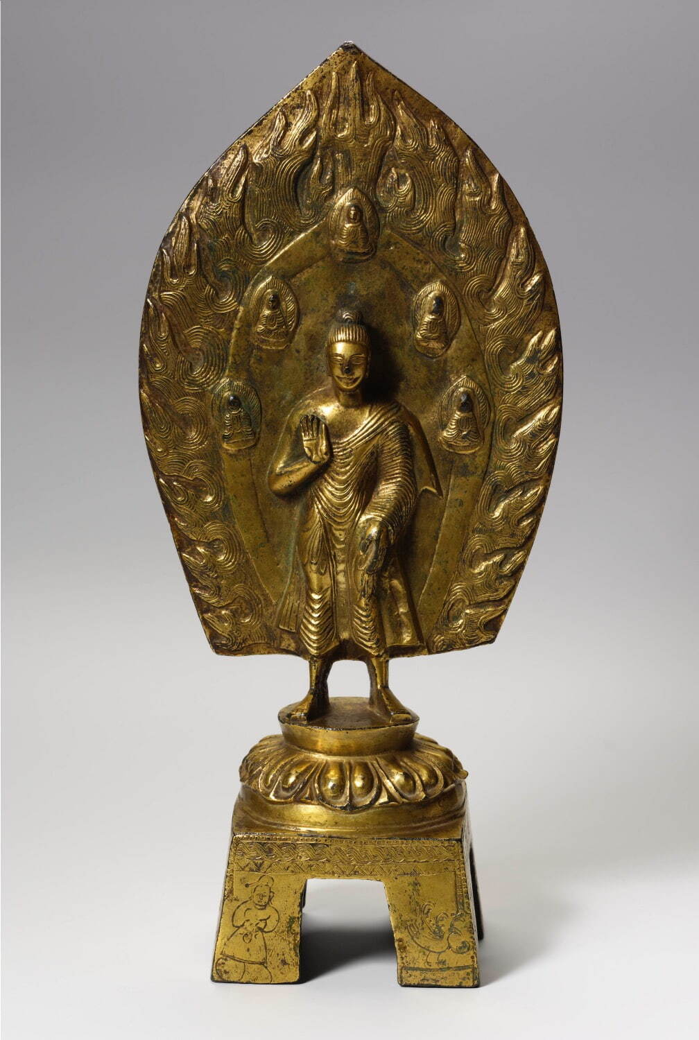 《弥勒仏立像》重要文化財 北魏時代・498年(太和22) 泉屋博古館蔵