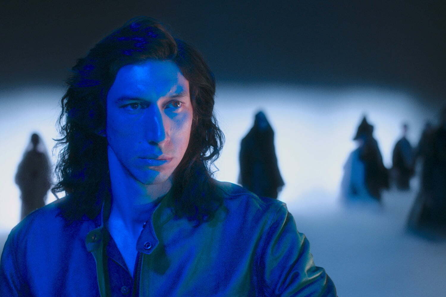 映画『アネット』レオス・カラックス最新作はミュージカル×ダークなおとぎ話、カンヌ映画祭監督賞作品