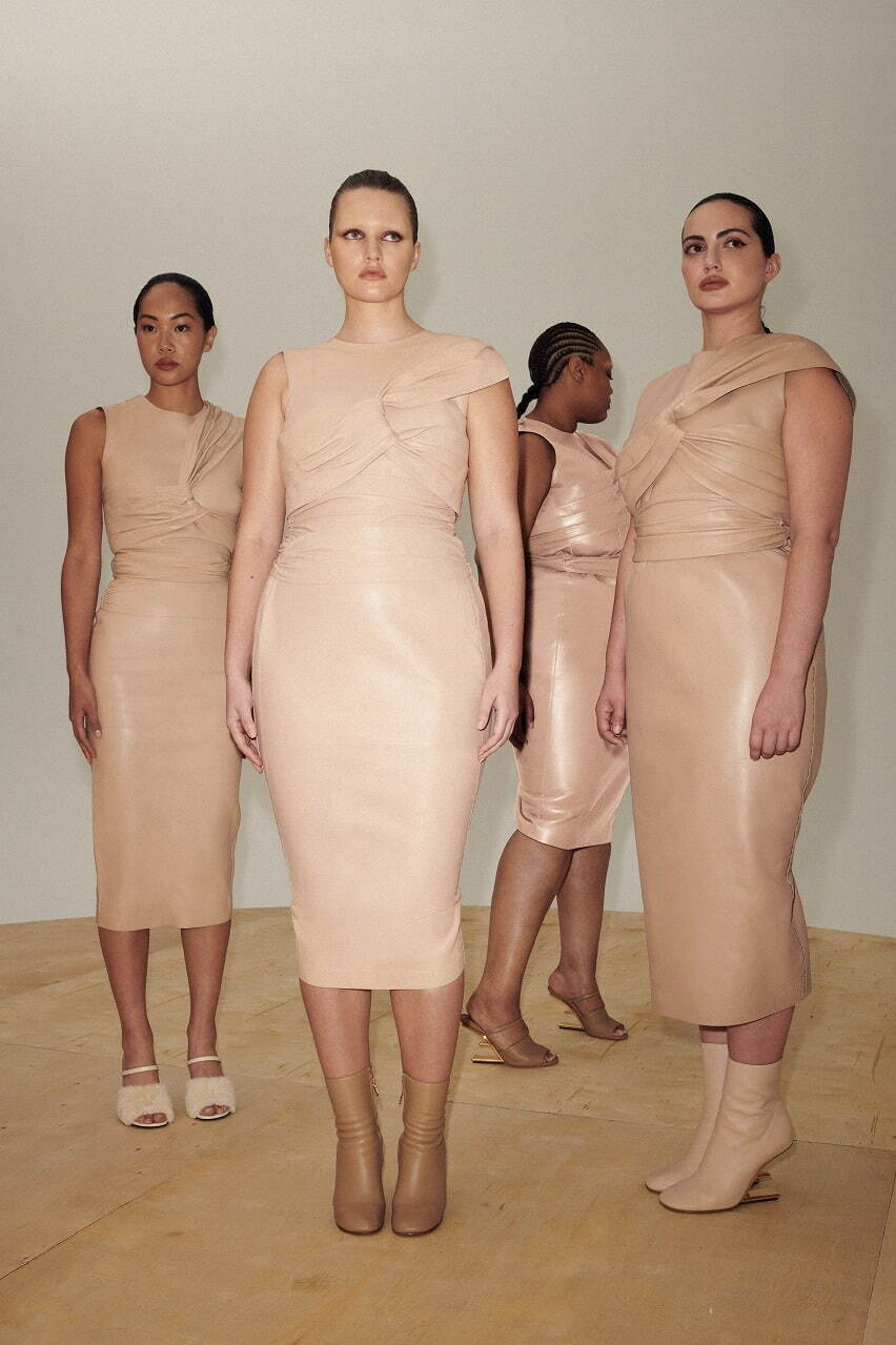 Vanessa Beecroft
ワンピース566,500円(税込・予価)