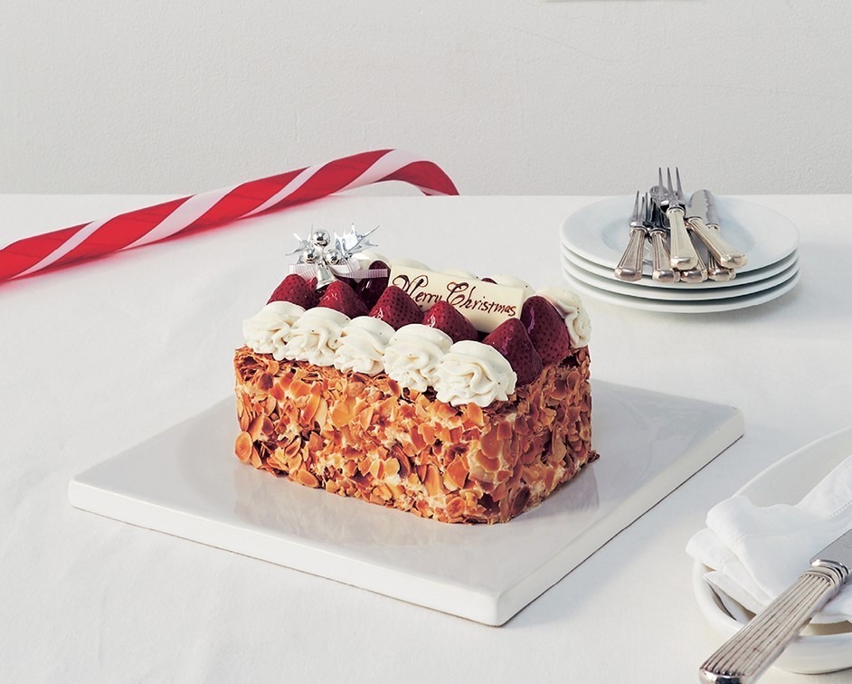 ギンザ シックスの2021年クリスマスケーキ、“聖夜の森”イメージのビターチョコムースなど｜写真1
