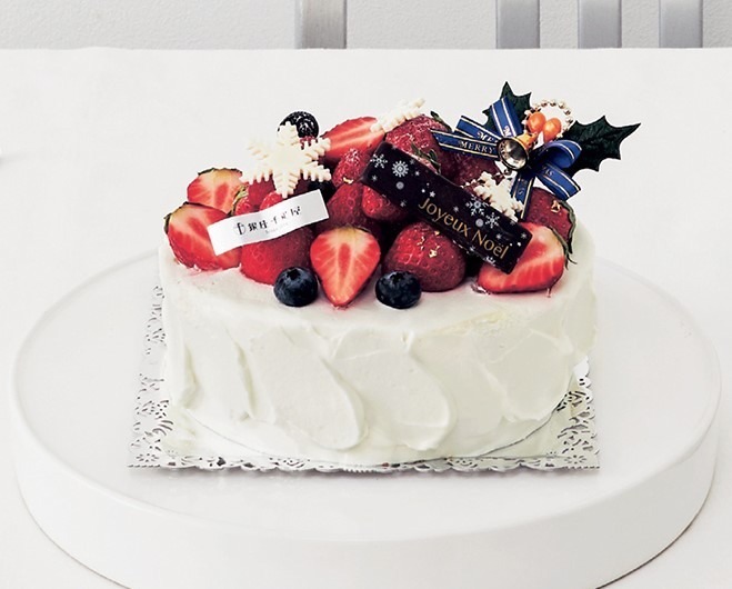 パティスリー銀座千疋屋「GINZA SIX クリスマスデコレーション(5号)」8,640円
 ※55台限定