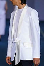 タエ アシダ 2022年春夏コレクション - 躍動する光の軌跡｜写真12