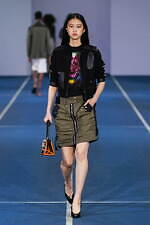 タエ アシダ 2022年春夏コレクション - 躍動する光の軌跡｜写真62