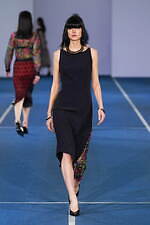 タエ アシダ 2022年春夏コレクション - 躍動する光の軌跡｜写真71