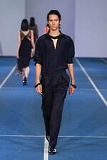 タエ アシダ 2022年春夏コレクション - 躍動する光の軌跡｜写真73