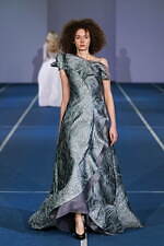 タエ アシダ 2022年春夏コレクション - 躍動する光の軌跡｜写真89