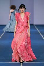 タエ アシダ 2022年春夏コレクション - 躍動する光の軌跡｜写真91