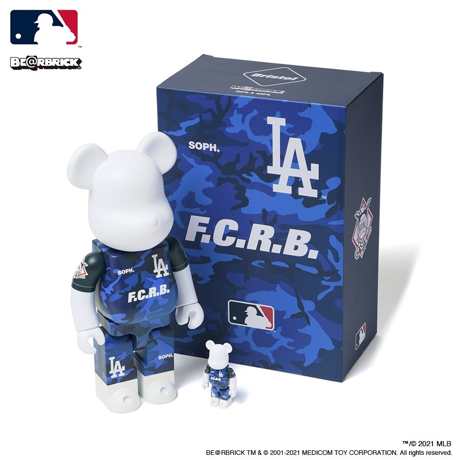 エフシーレアルブリストル×MLB、ヤンキースなど球団ロゴ入りジャケット＆ベアブリック｜写真12