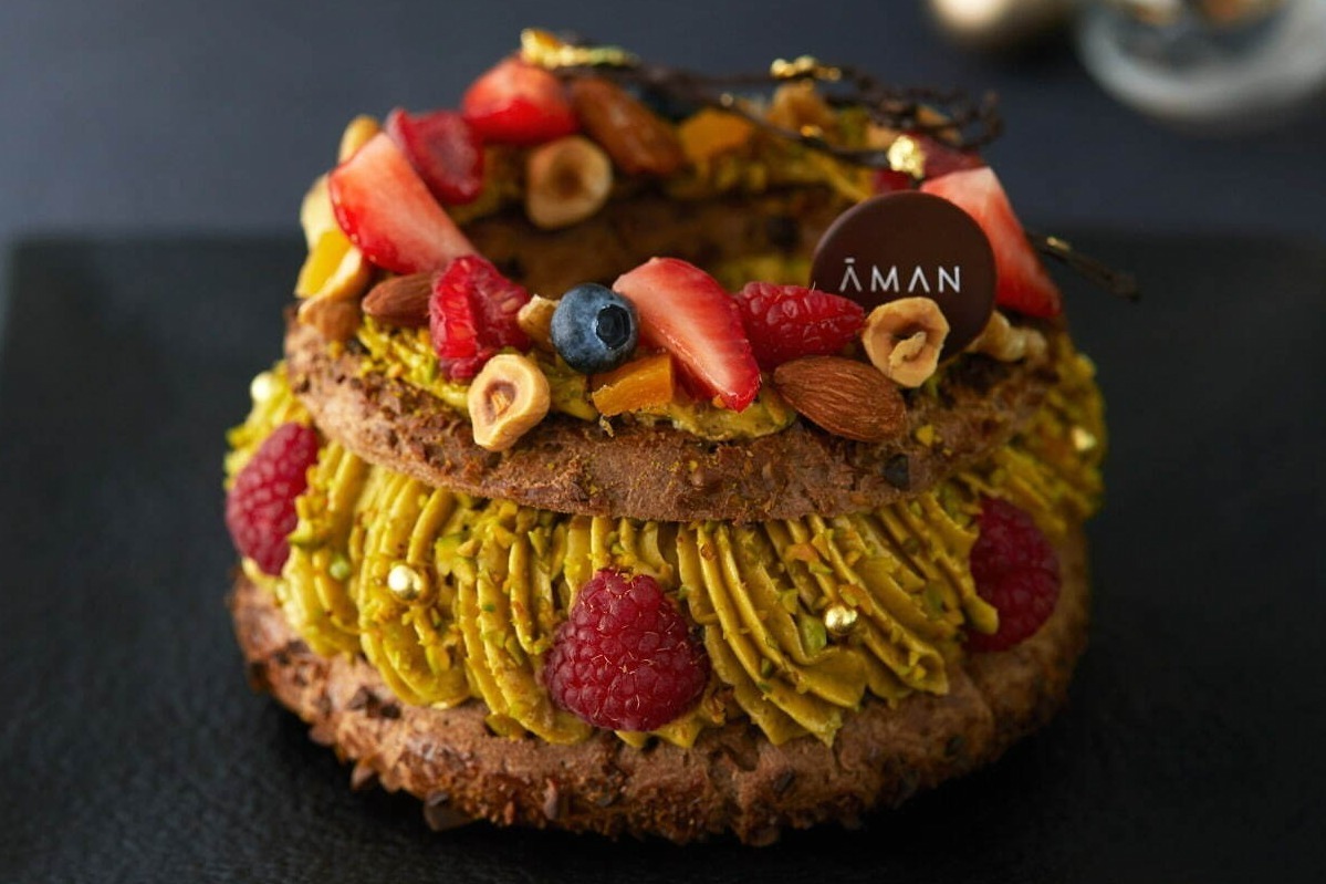 クリスマス｜アマン東京2021年クリスマスケーキ、“クリスマスリース”風ピスタチオクリームの「パリブレスト」