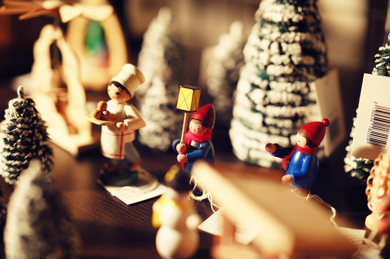 幻想的な“森×古城”のイルミネーションが神戸布引ハーブ園で、クリスマスマーケットも｜写真15