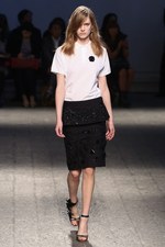 ヌメロ ヴェントゥーノ 2014年春夏コレクション - リュクスに魅せるバカンスルック｜写真8