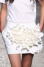 ヌメロ ヴェントゥーノ 2014年春夏コレクション - リュクスに魅せるバカンスルック｜写真30