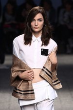 ヌメロ ヴェントゥーノ 2014年春夏コレクション - リュクスに魅せるバカンスルック｜写真32