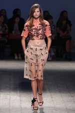 ヌメロ ヴェントゥーノ 2014年春夏コレクション - リュクスに魅せるバカンスルック｜写真37