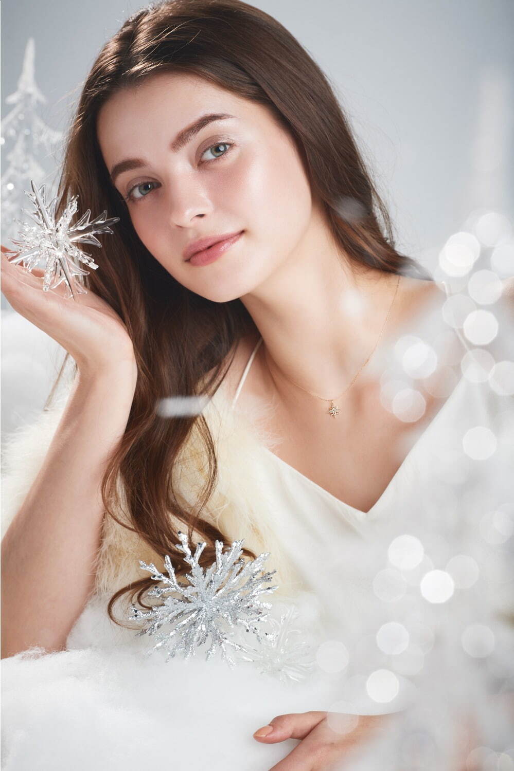 サマンサティアラのクリスマスジュエリー、“雪の結晶”ピアスや星ネックレス｜写真5