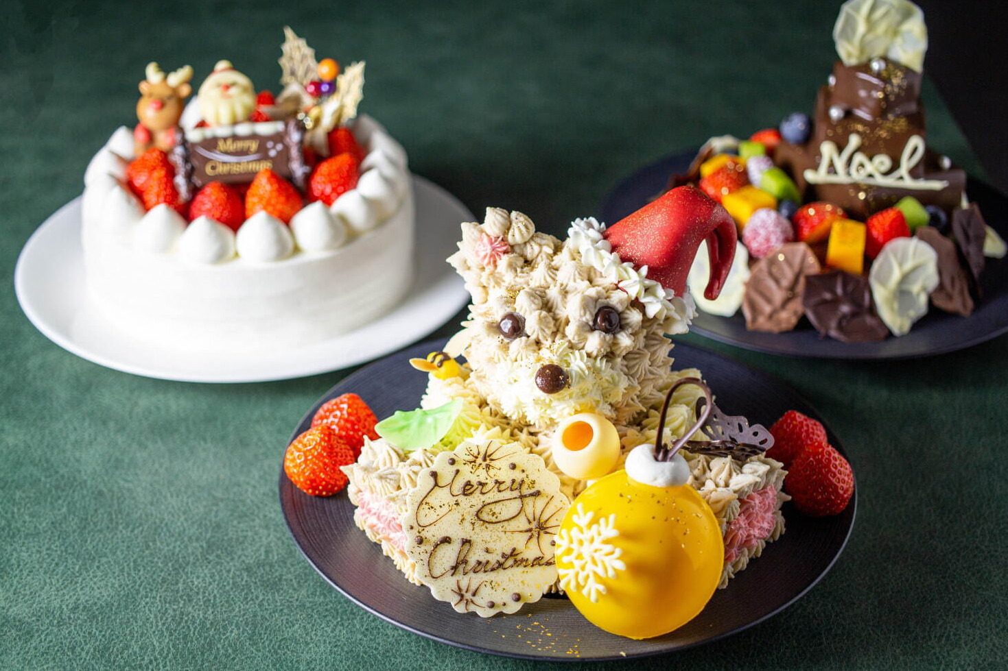 クリスマス｜ウェスティンホテル大阪のクリスマスケーキ2021、サンタに扮した“ハチミツ好きのクマ”のチョコケーキ