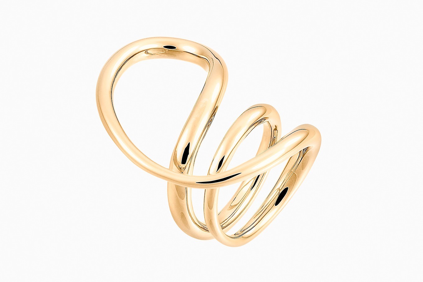 シャルロット シェネのジュエリー21秋冬“バロックパール”艶めくイヤリングなど、クリスマスギフトにも