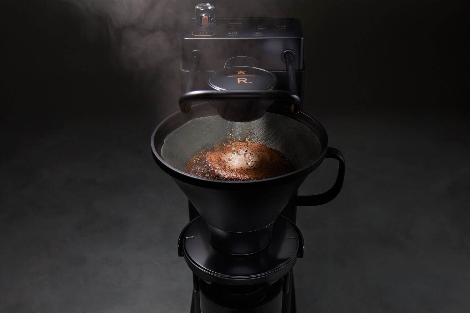 スターバックス リザーブ×バルミューダのコーヒーメーカー、特別な注湯 