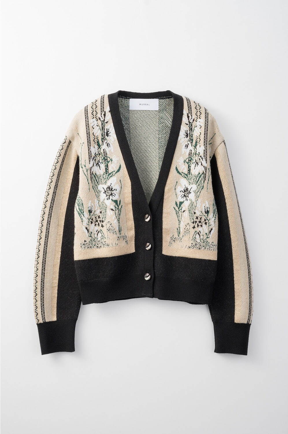 Framed flower knit short cardigan 37,400円