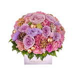 ニコライ バーグマンのクリスマス、オーナメント＆木の実をセットした限定フラワーボックス｜写真4