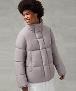 カナダグース“パステルカラー”のダウンジャケット＆コート、日本初のスウェットパーカも｜写真4