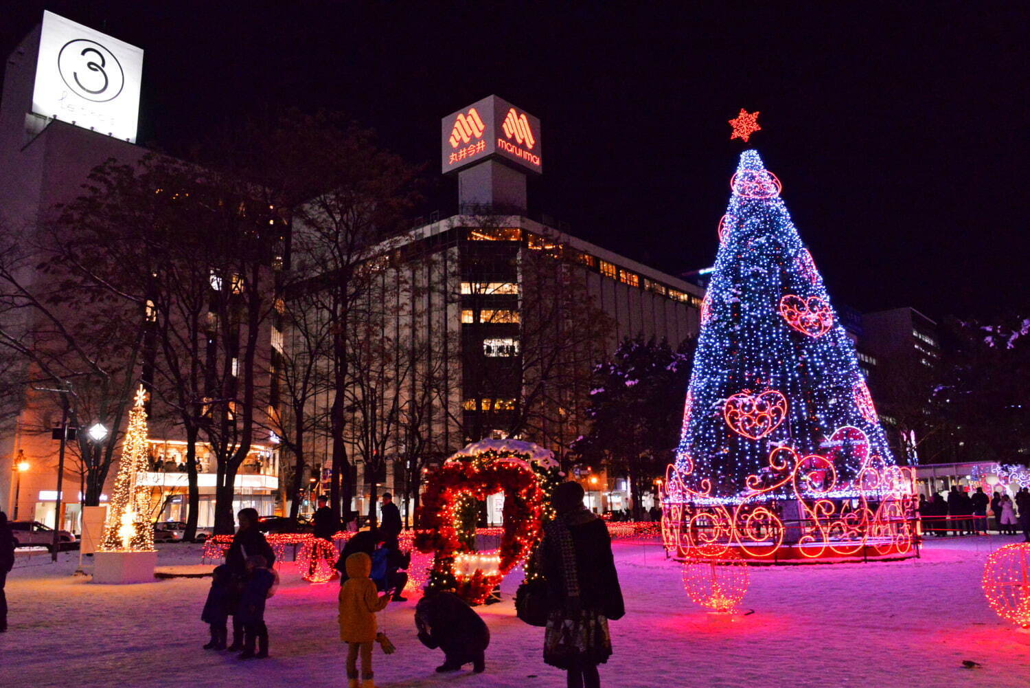 「さっぽろホワイトイルミネーション」札幌市内を光で包み込む冬イベント、クリスマスツリー＆オブジェなど｜写真31