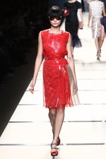 フェンディ 2014年春夏コレクション - シアーに重なる、艶やかさと電子回路｜写真53