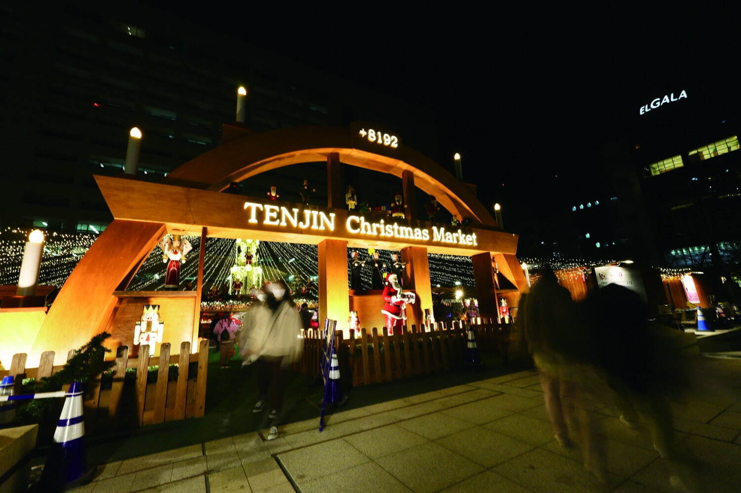 「福岡クリスマスマーケット」JR博多駅前＆天神エリアで、白い恋人チョコドリンクやソーセージ｜写真7