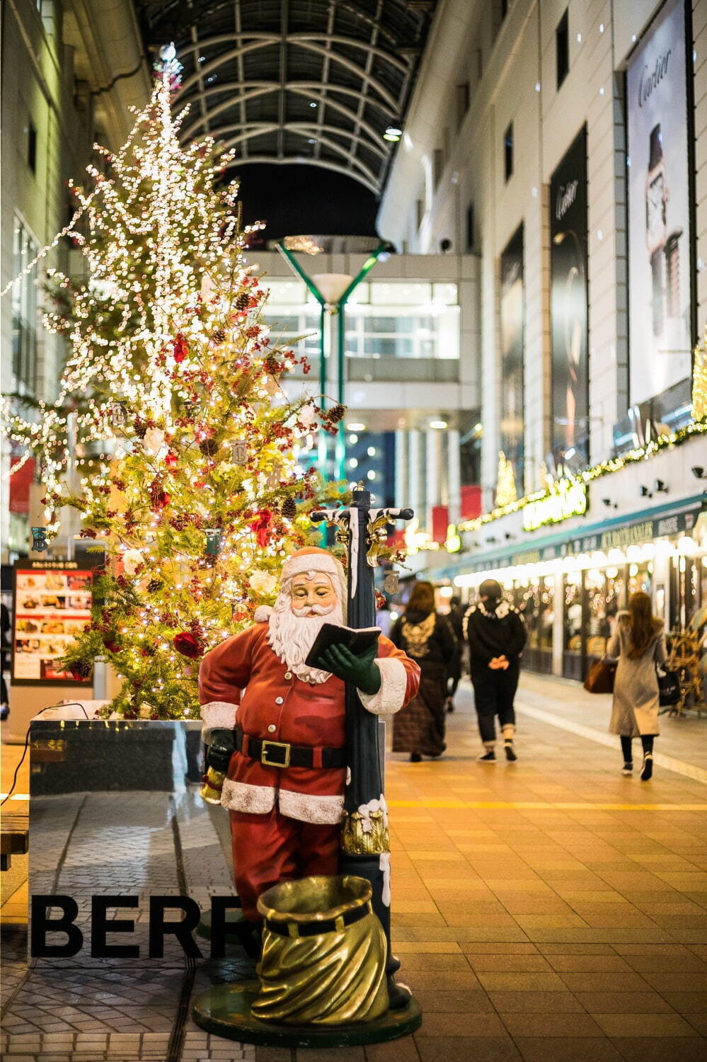 「福岡クリスマスマーケット」JR博多駅前＆天神エリアで、白い恋人チョコドリンクやソーセージ｜写真10