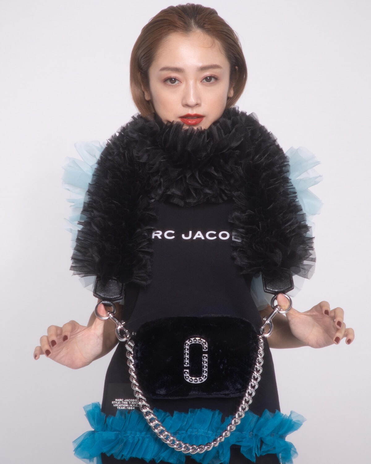 tomokoizumi×marc jacobs ラッフルハンドルストラップ