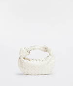 ボッテガ・ヴェネタ“鮮やか”グリーン＆輝くシルバーの新作バッグや財布、クリスマスギフトにも｜写真3