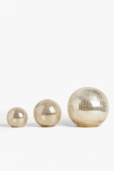 ZARA HOMEのクリスマス雑貨＆インテリア、ソリで遊ぶベアのスノードーム＆オーナメント型ライト｜写真15