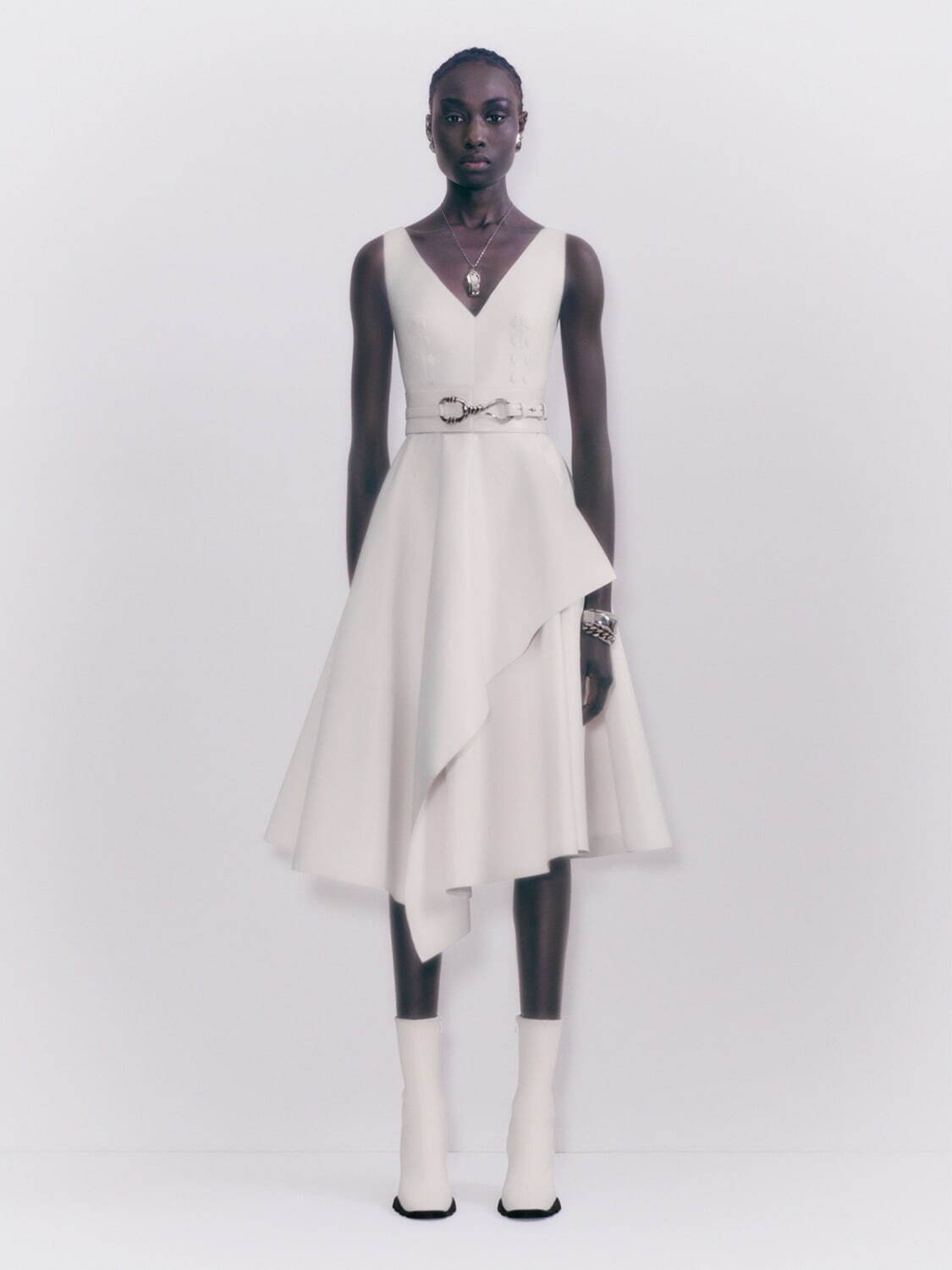 マックイーン(McQueen) 2022年リゾートウィメンズコレクション  - 写真17
