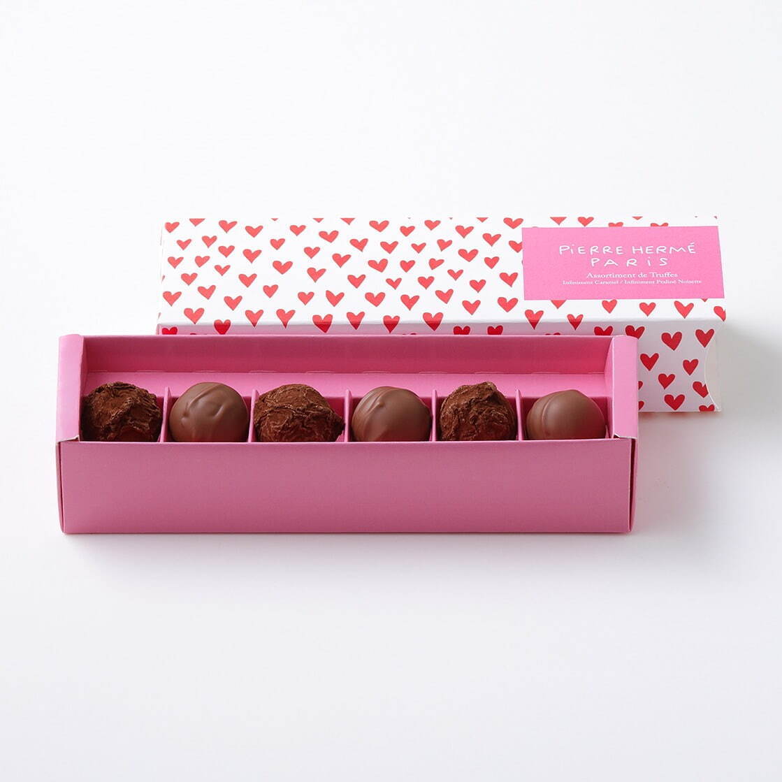ピエール・エルメ・パリのバレンタイン2022、“宝石”のようなショコラ＆マカロンやハート型ケーキ｜写真11