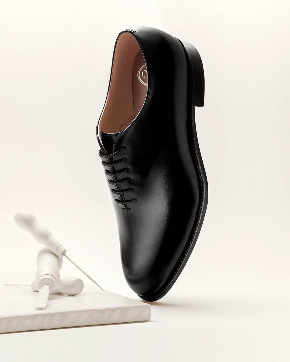チャーチ“王族”着想の新作革靴、最高級レザー使用のオックスフォード＆ホールカットシューズ｜写真18
