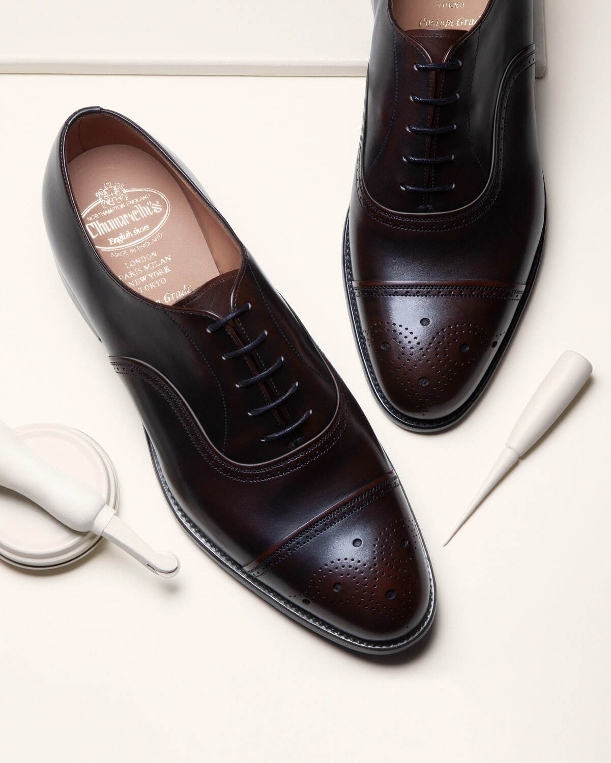チャーチ“王族”着想の新作革靴、最高級レザー使用のオックスフォード＆ホールカットシューズ｜写真15