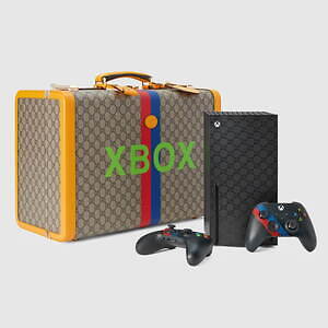 グッチ「Xbox」コラボゲーム機セットが100点限定で、“GGモチーフ”の 