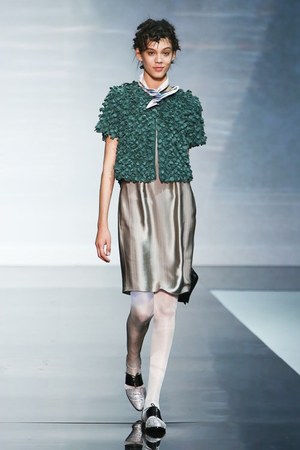 エンポリオ アルマーニ 2014年春夏コレクション - 睡蓮のように繊細なフェミニニティ｜写真1