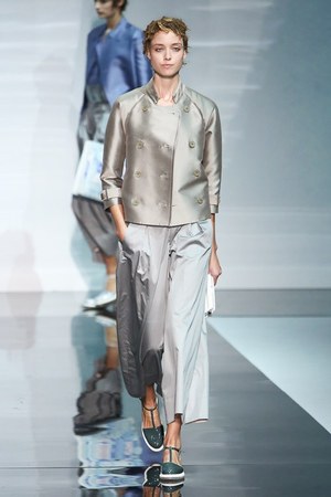 エンポリオ アルマーニ 2014年春夏コレクション - 睡蓮のように繊細なフェミニニティ｜写真5