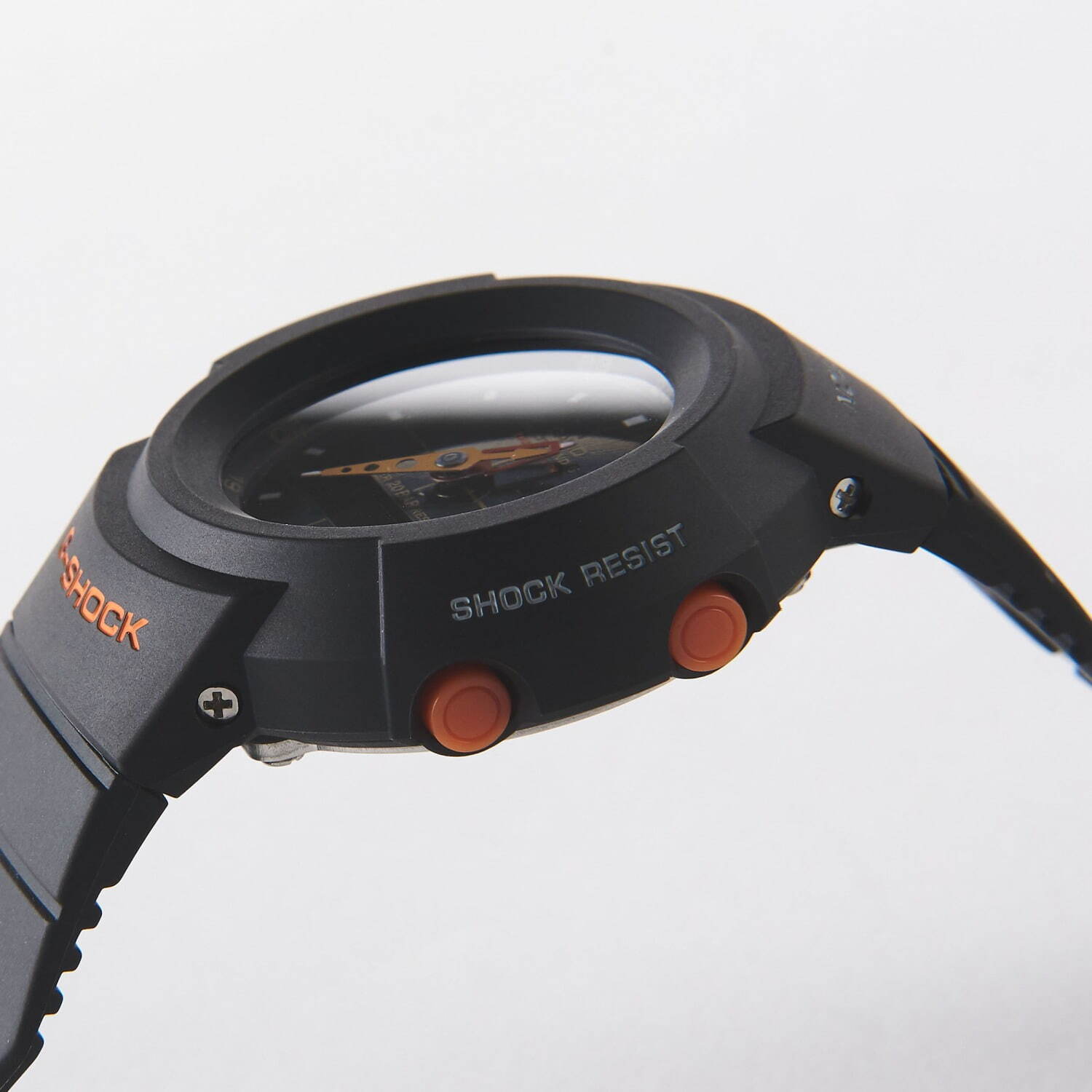 ユナイテッドアローズ×G-SHOCKの腕時計、90年代モデルをベースに 