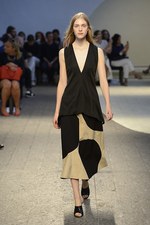 スポーツマックス(SPORTMAX)2014年春夏コレクション - ドットが生み出すフェミニン・ビューティ｜写真3