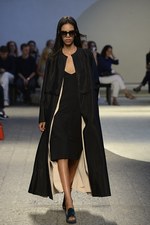 スポーツマックス(SPORTMAX)2014年春夏コレクション - ドットが生み出すフェミニン・ビューティ｜写真8