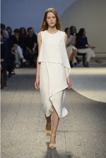 スポーツマックス(SPORTMAX)2014年春夏コレクション - ドットが生み出すフェミニン・ビューティ｜写真32