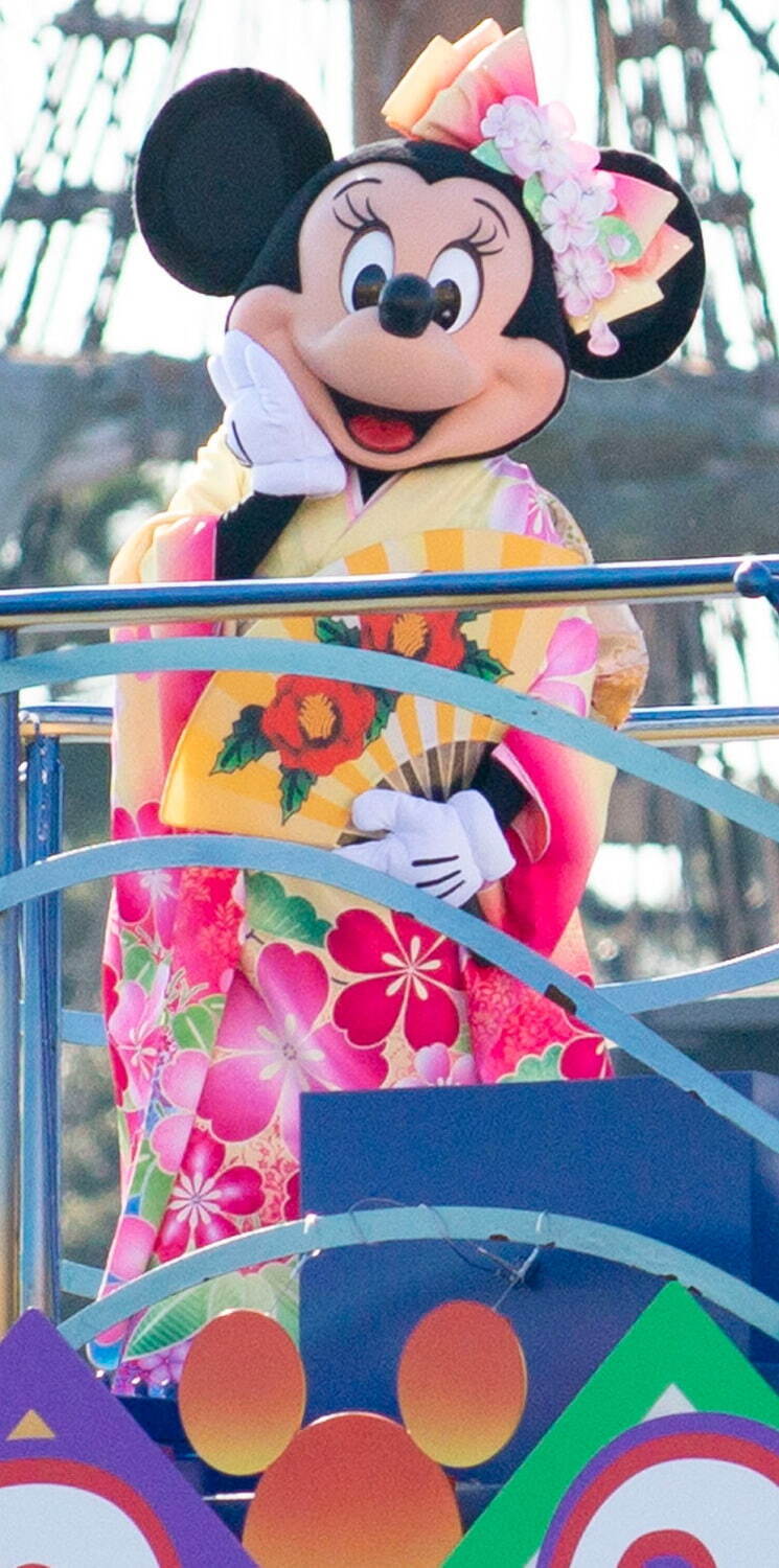 東京ディズニーリゾートの2022年お正月、和服ミッキーマウスによる新年